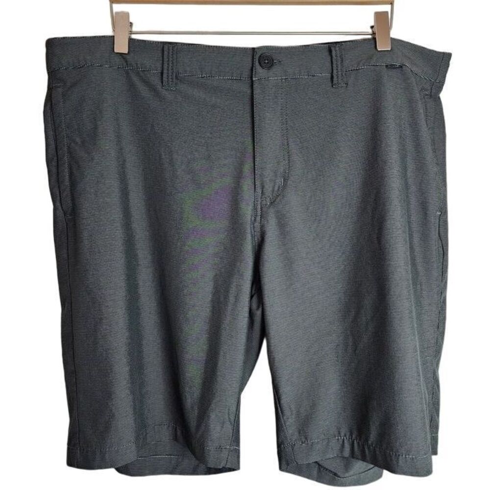Travis Mathew Golf Shorts Men's 40 Performance‎ Active Outdoor Chino Black Grey
